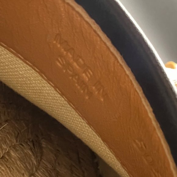 GUCCI Bee GG Supreme Espadrilles | EU 37 - NEW, Never Worn - Picture 12 of 12